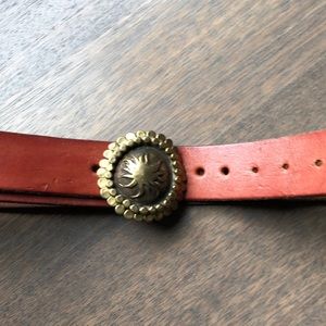 Leather belt with brass buckle size M.